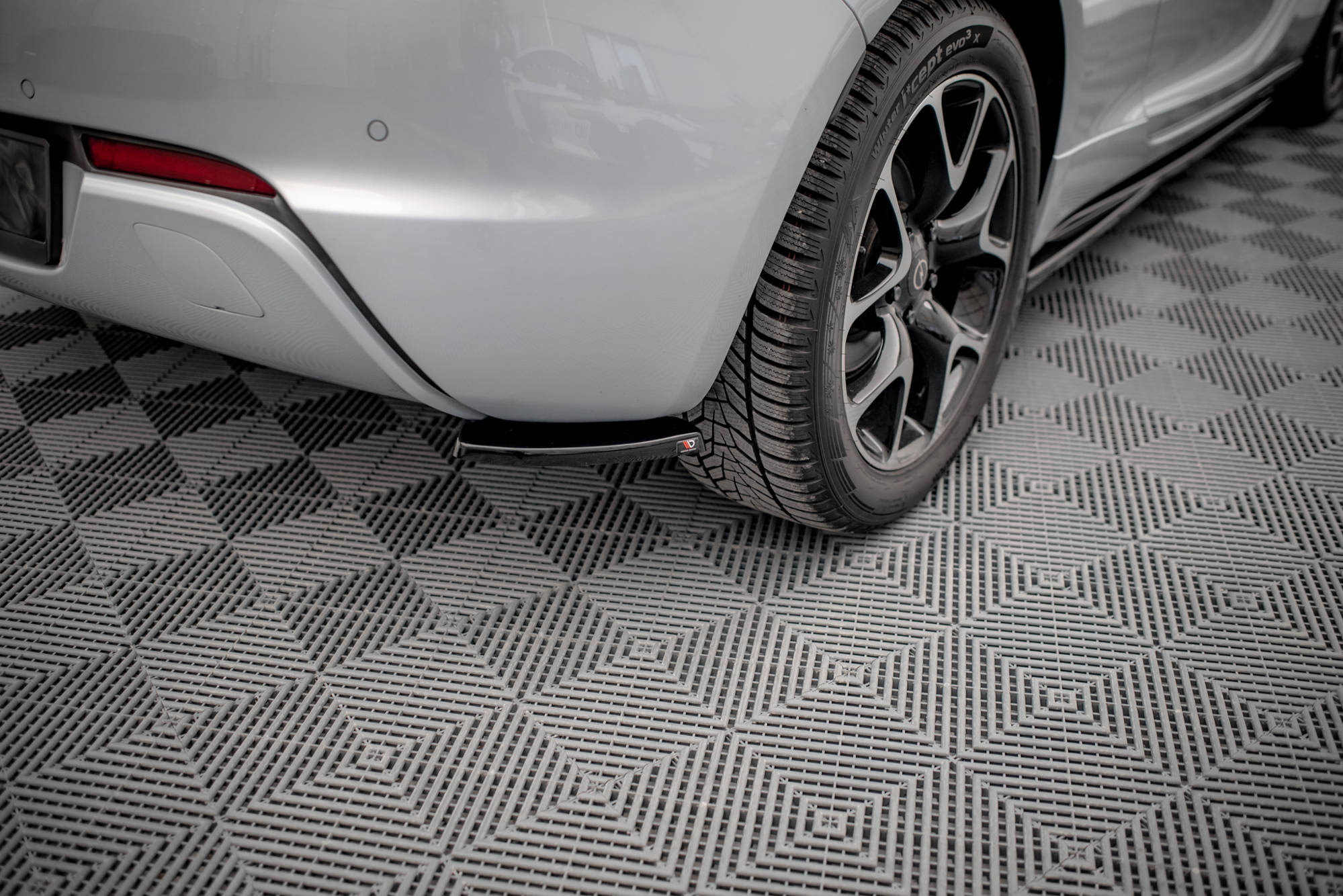 Bakre Flaps V.1 Opel Astra GTC OPC-Line J
