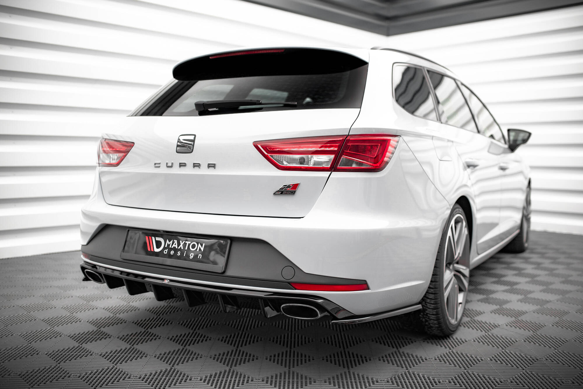 Bakre Flaps V.2 Boczne Seat Leon Cupra Sportstourer Mk3