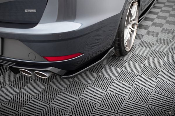 Bakre Flaps V.3 Seat Leon Cupra Mk3 FL Sportstourer