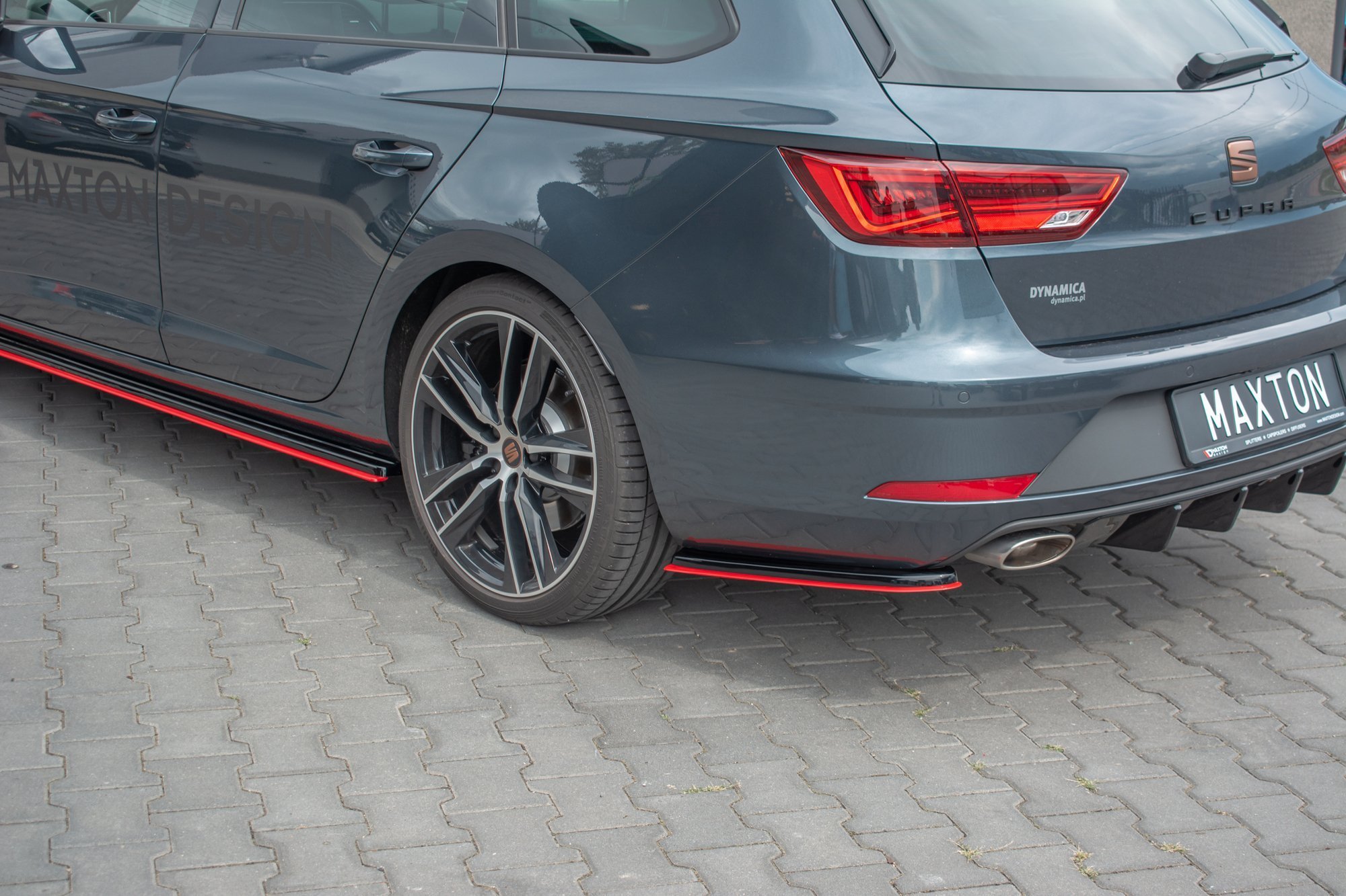 Bakre Flaps V.4 Seat Leon Cupra Mk3 FL Sportstourer