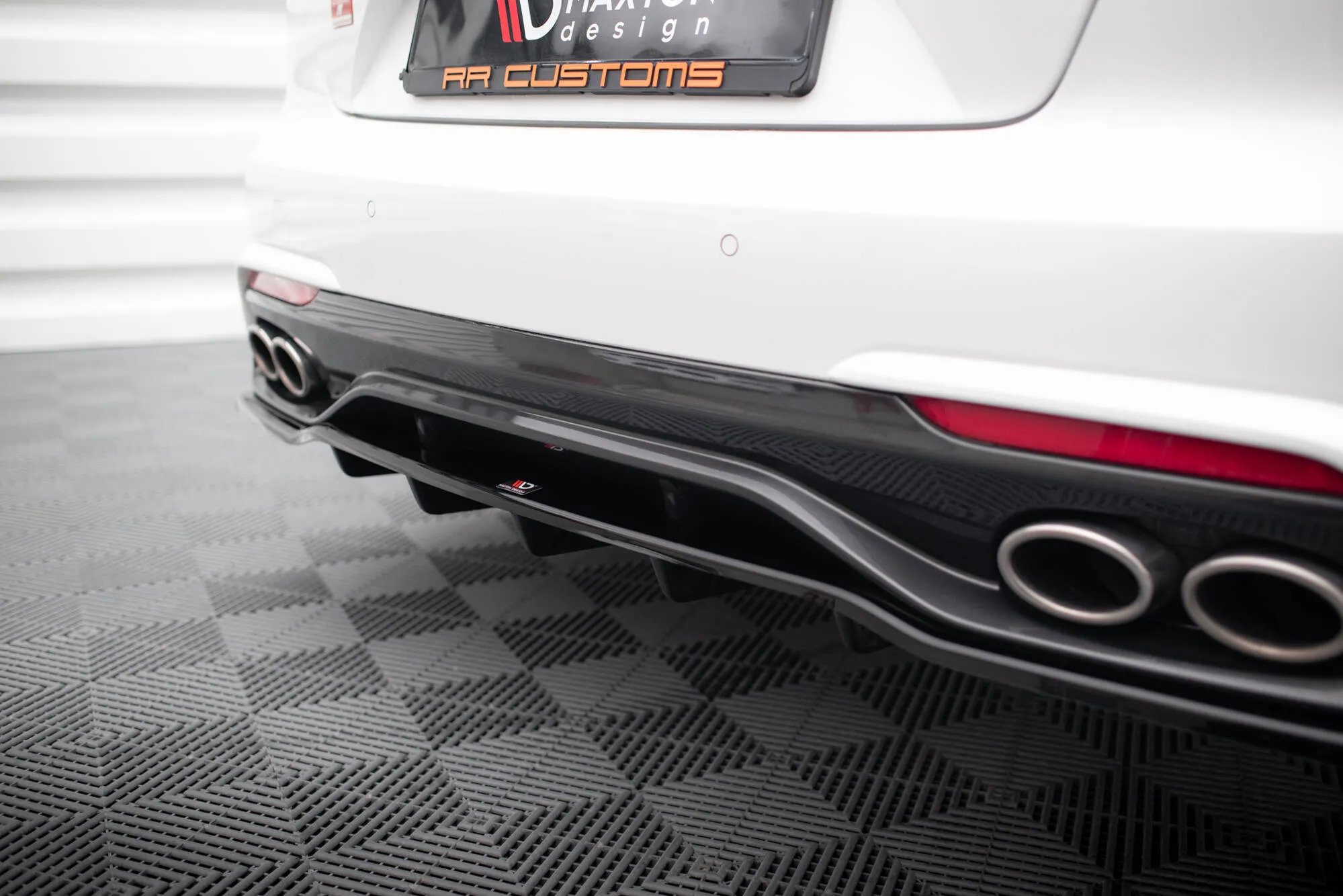 Diffuser Kia Stinger Mk1 - Bilde 3