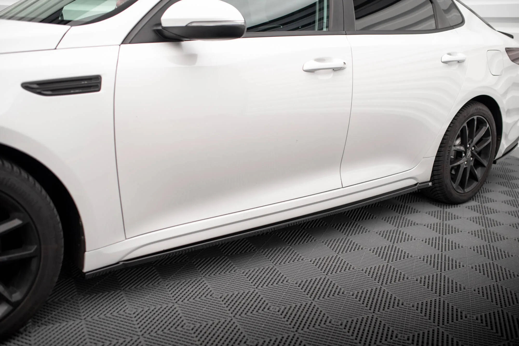 Splittersett Kia Optima Mk4 Facelift - Bilde 5