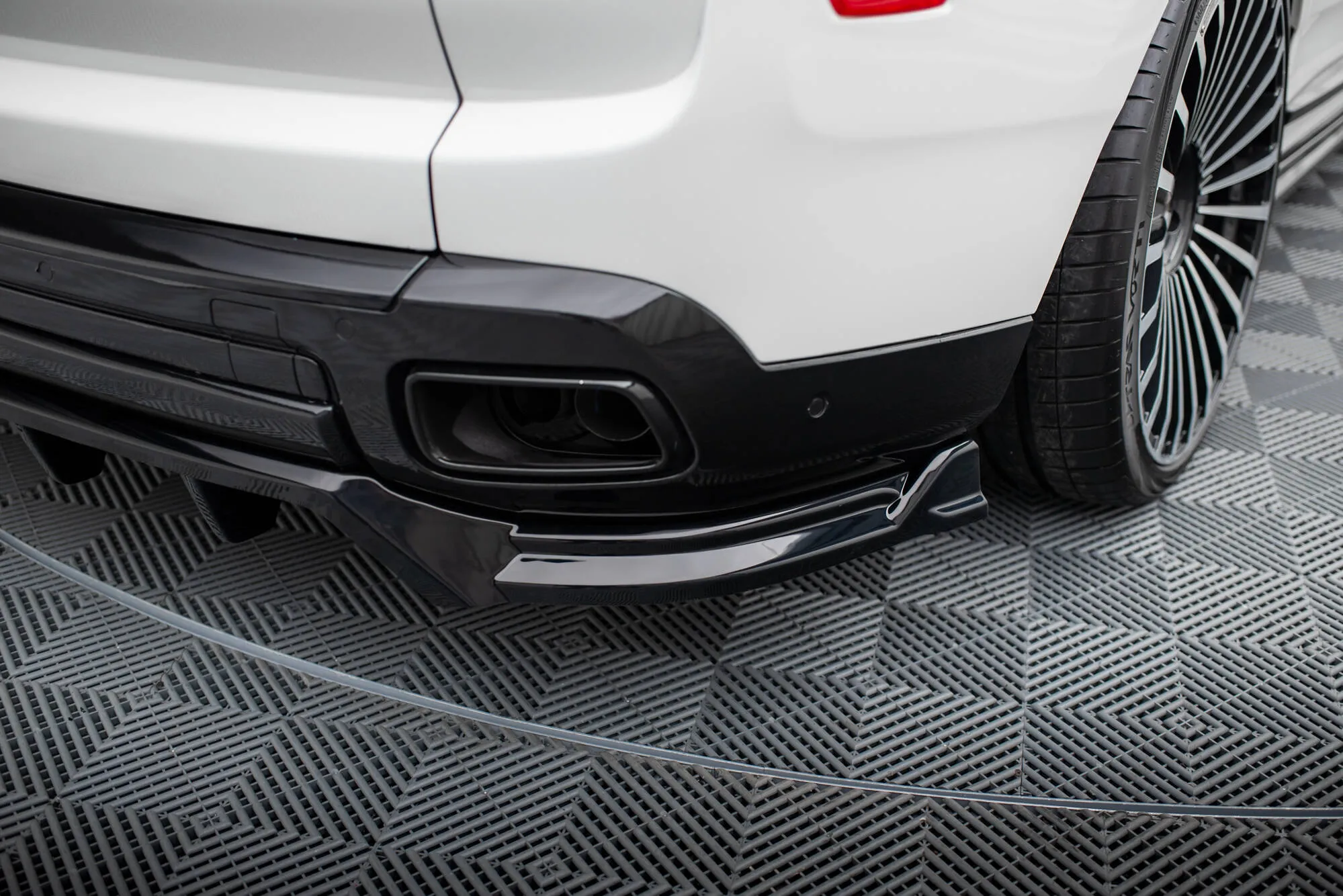 Splittersett Rolls Royce Cullinan - Bilde 9