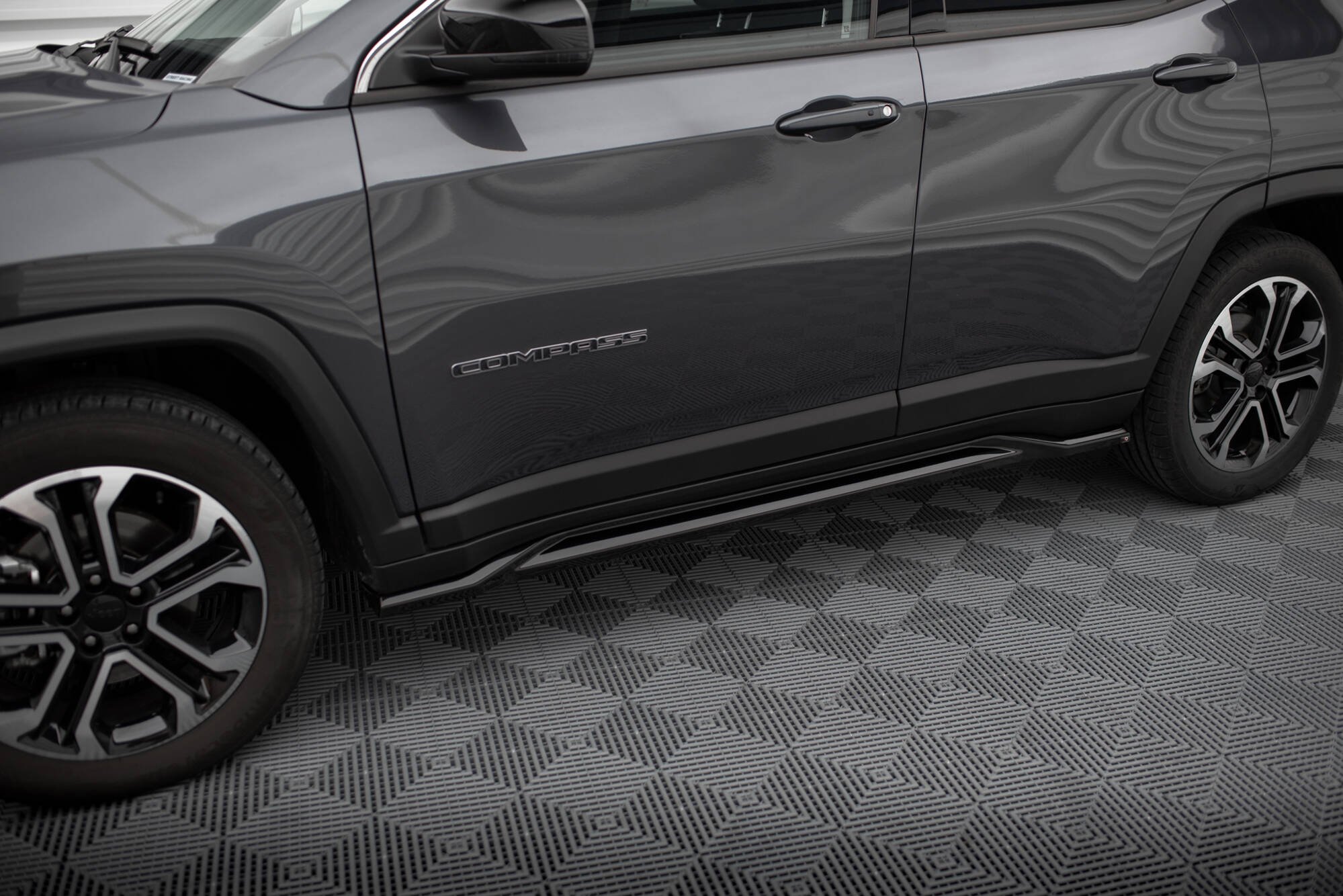 Sideskjørt Jeep Compass Limited Mk2 Facelift