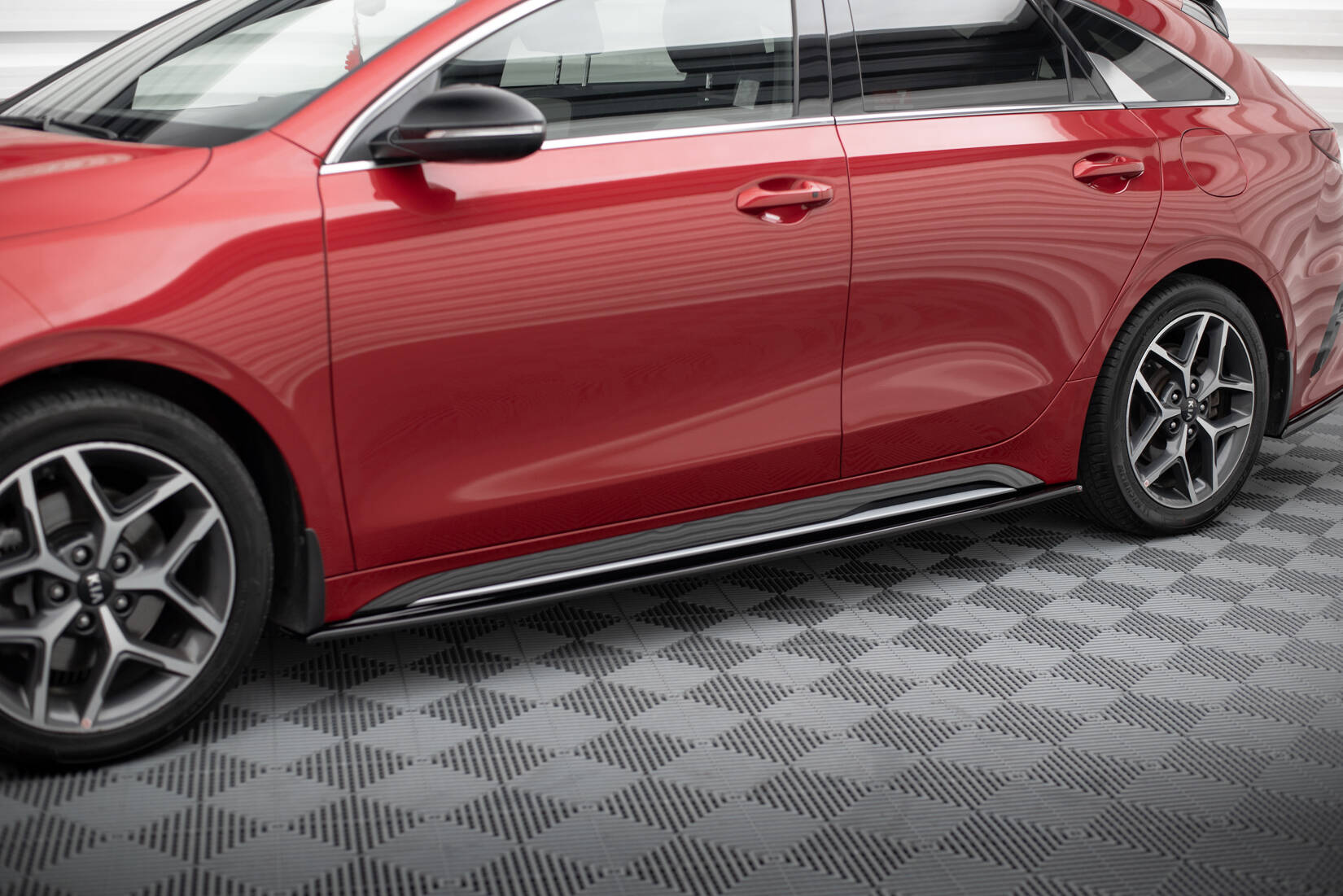 Sideskjørt Kia Ceed GT / GT-Line Mk3 / Proceed Mk1