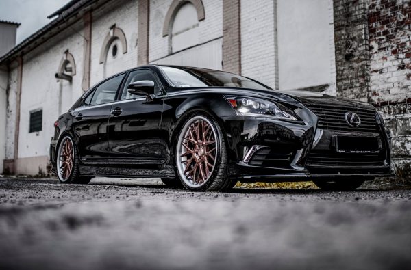 Sideskjørt Lexus LS Long Mk4 Facelift