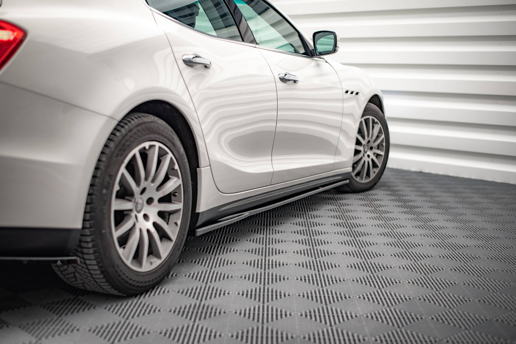 Sideskjørt Maserati Ghibli Mk3