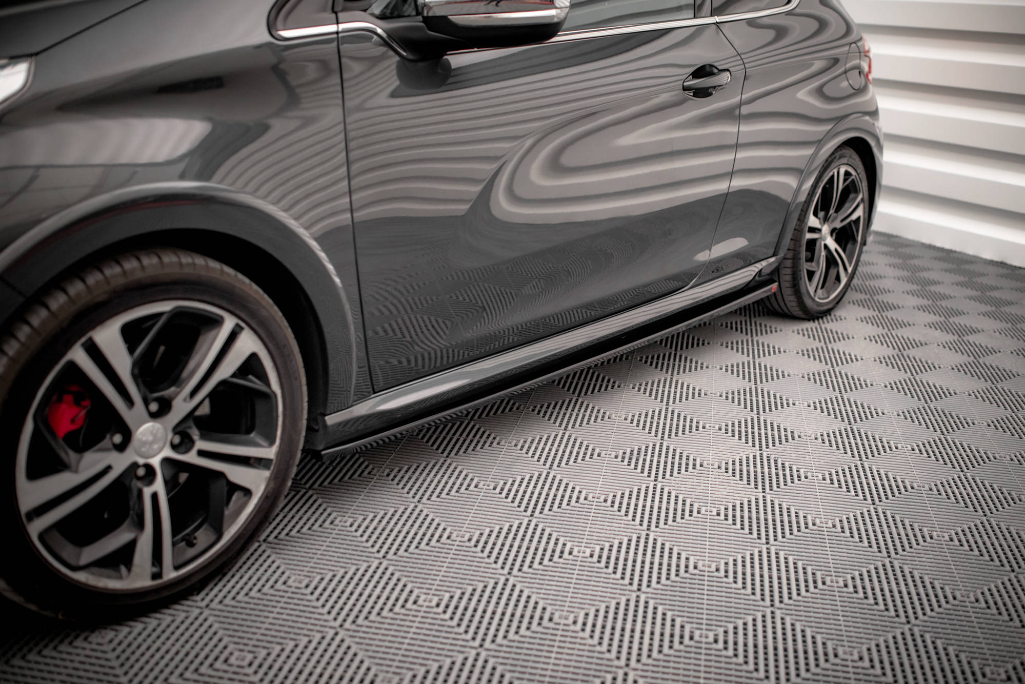 Sideskjørt Peugeot 208 GTi Mk1