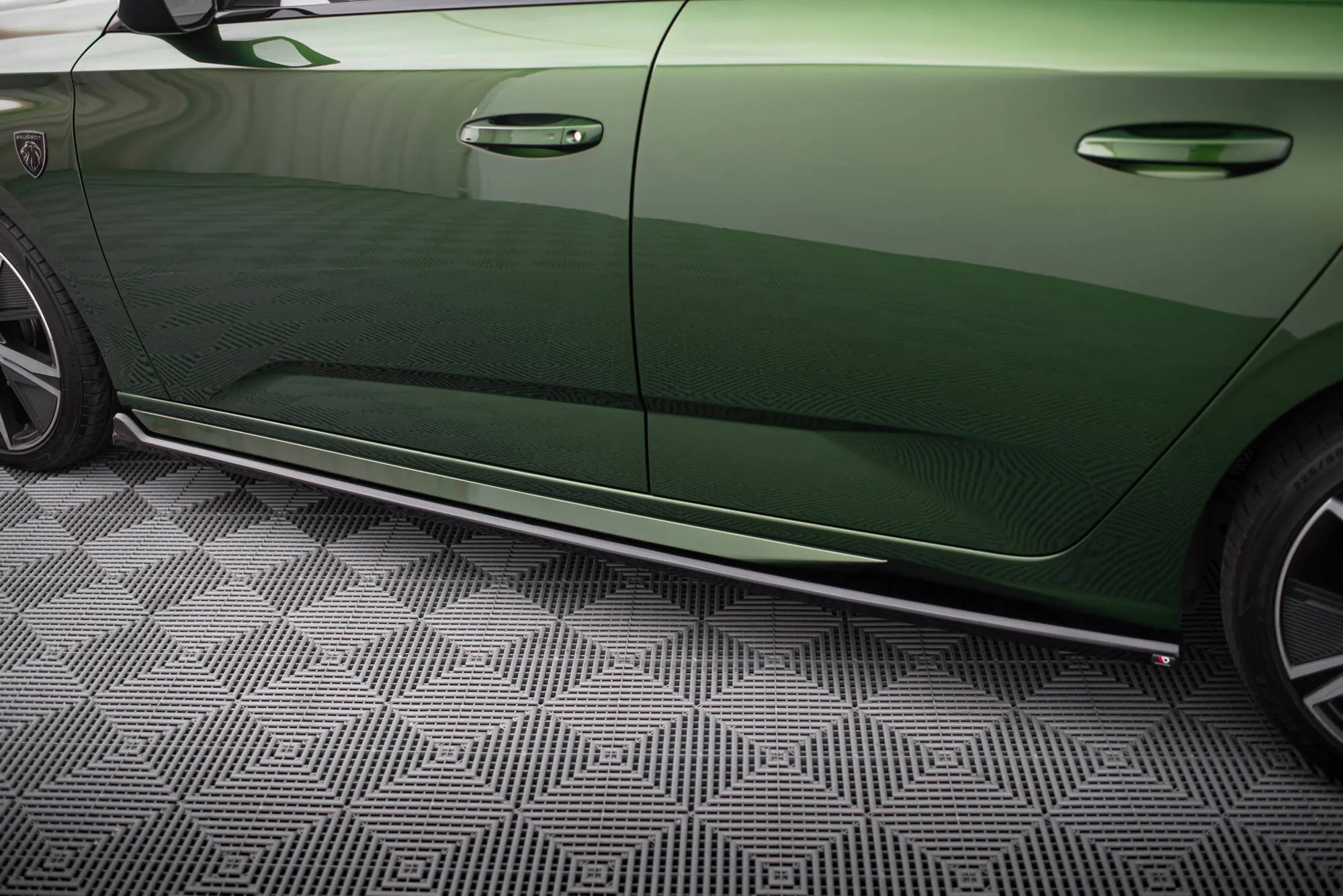 Sideskjørt Peugeot 308 GT Hatchback Mk3 - Bilde 2