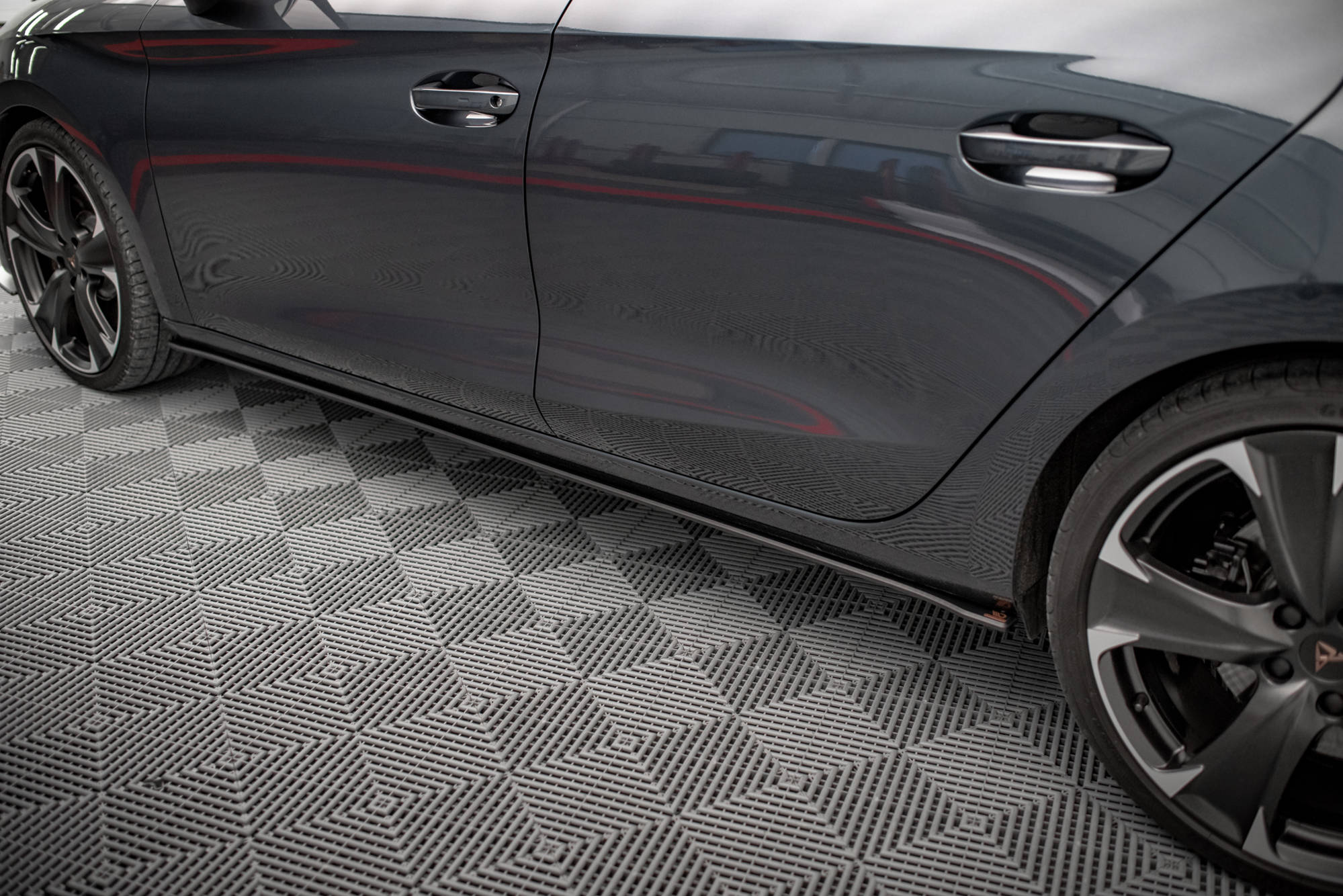 Sideskjørt Street Pro Cupra Leon Mk1