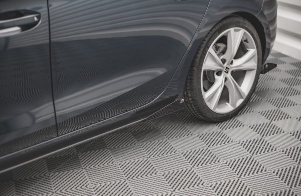 Sideskjørt Street Pro Med Flaps Seat Leon FR Mk4