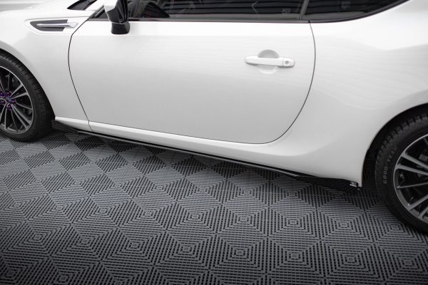 Sideskjørt Street Pro Med Flaps Subaru BRZ Mk1 / Mk1 Facelift