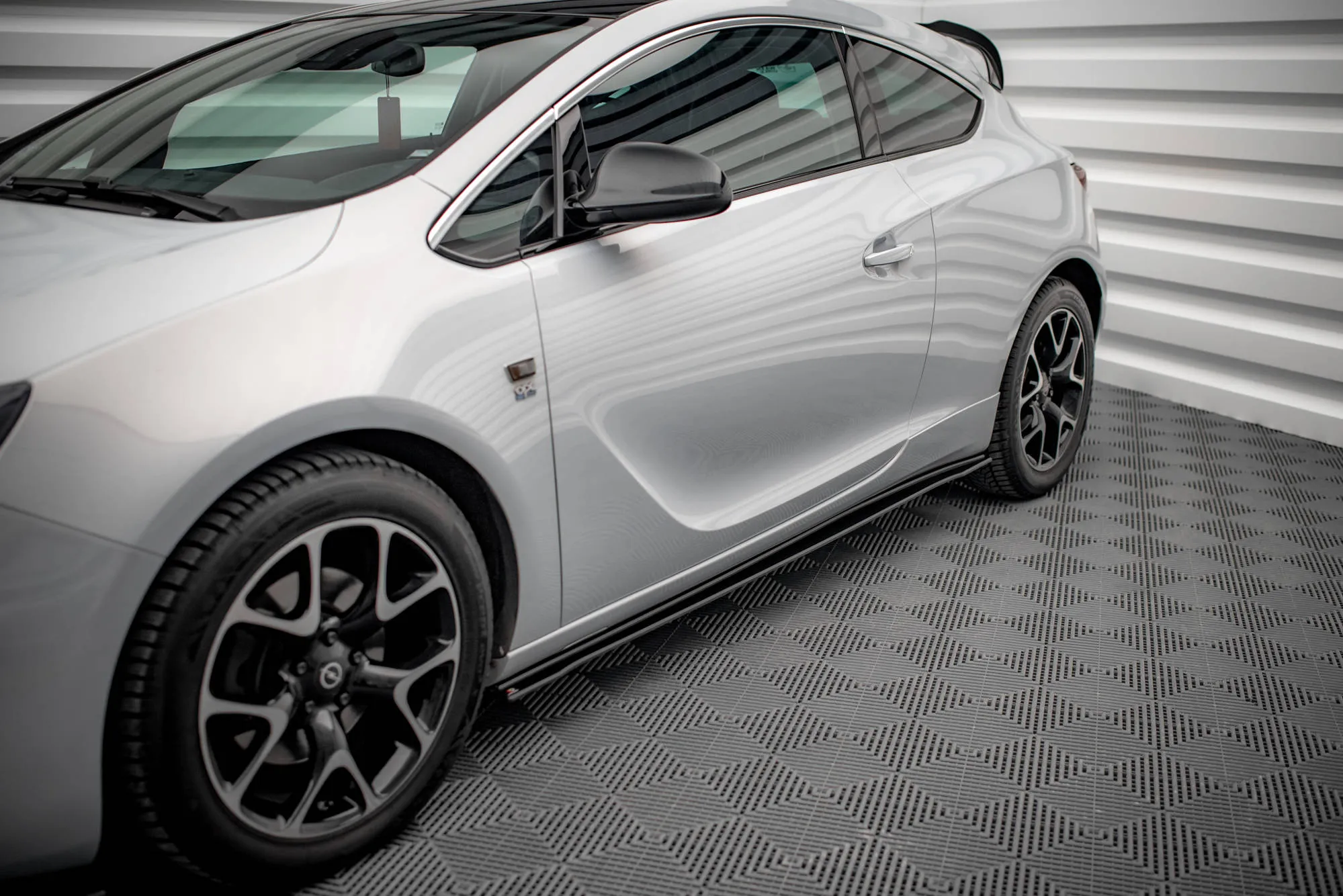Sideskjørt Street Pro Opel Astra GTC OPC-Line J - Bilde 3