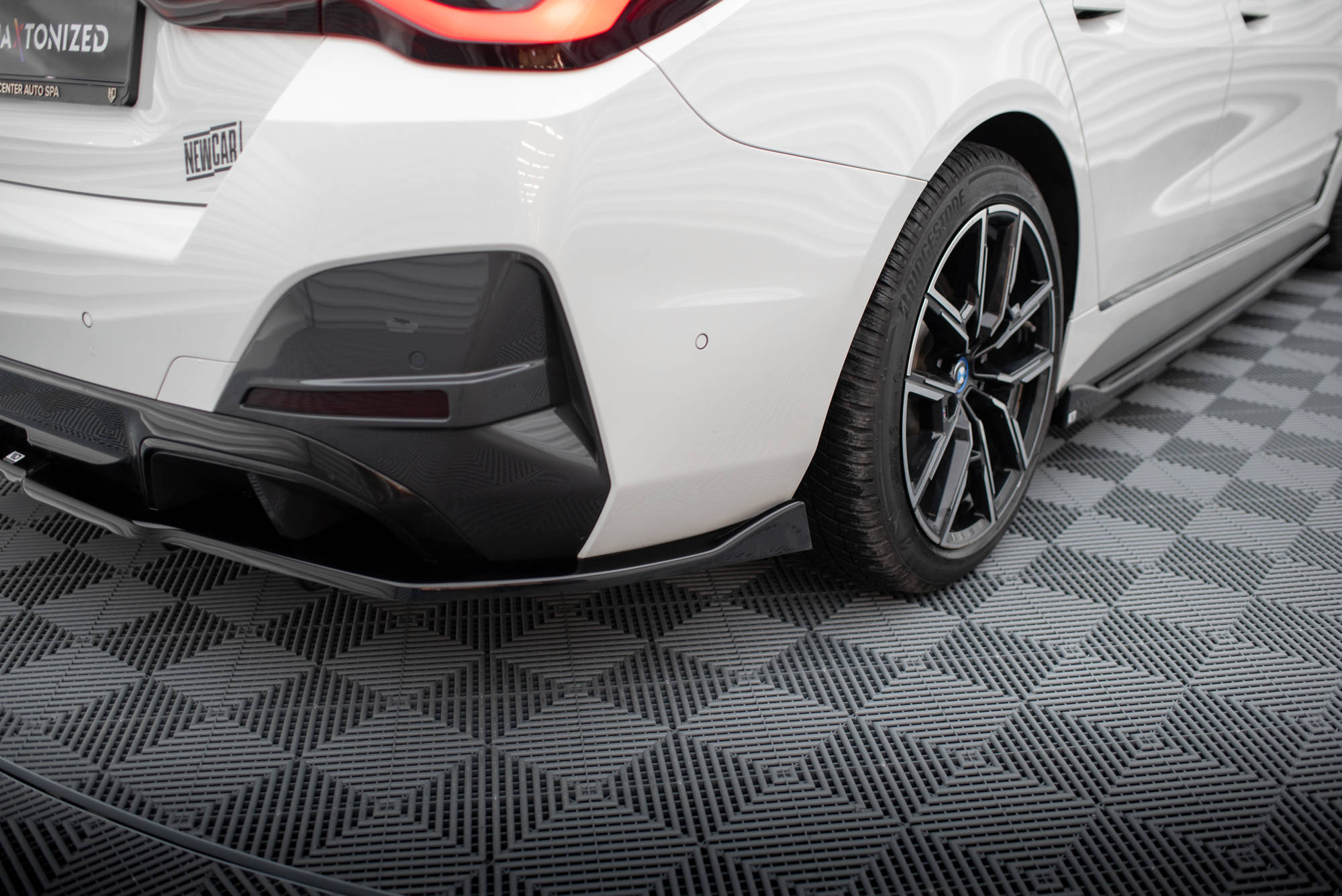 Splitter Bak V.2 BMW i4 M-Pack G26 (med diffusor) - Bilde 4